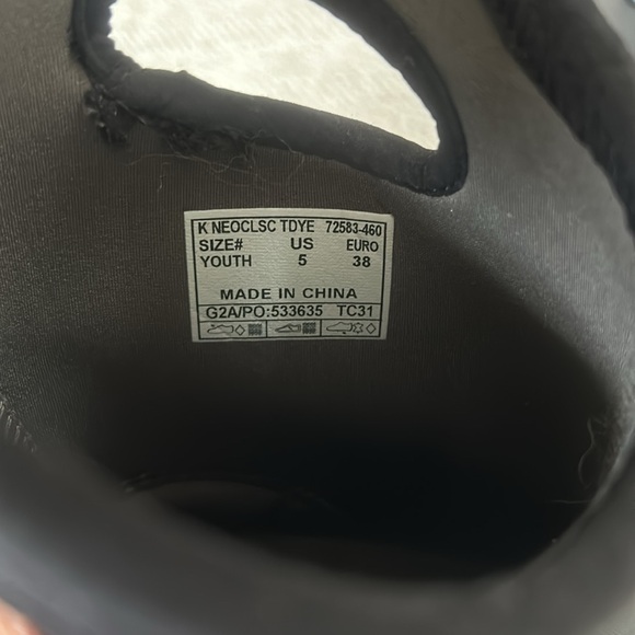 -35 Bogs boots size 5 - Picture 2 of 3